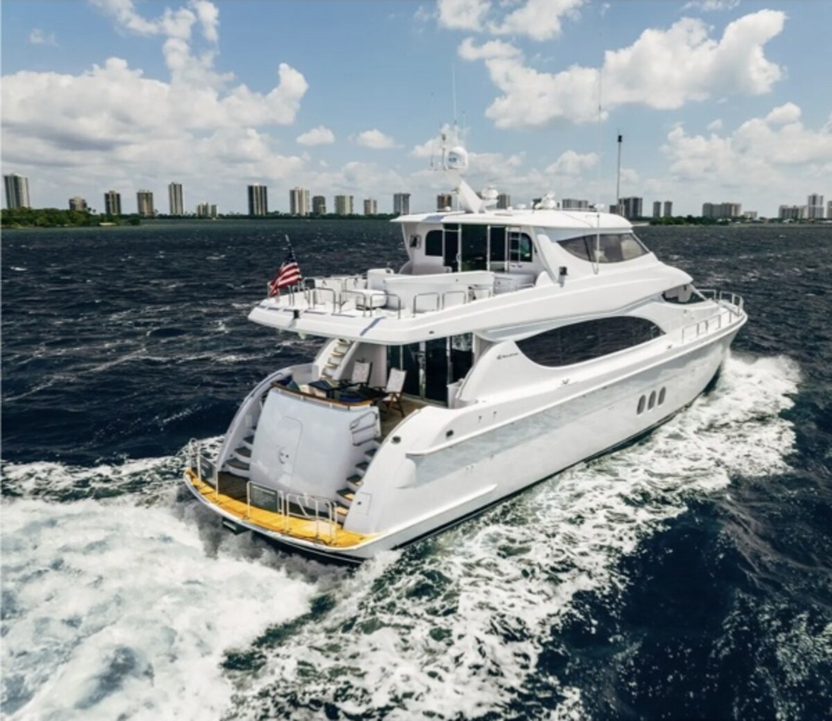 80 foot Hatteras motor yacht sold by Miami yacht broker Gala Tressler